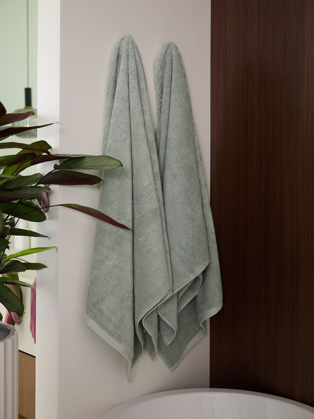 Ribbed Terry Bath Towels