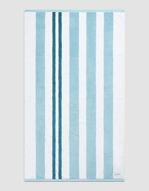 Classic Stripe Resort Towel Bundle